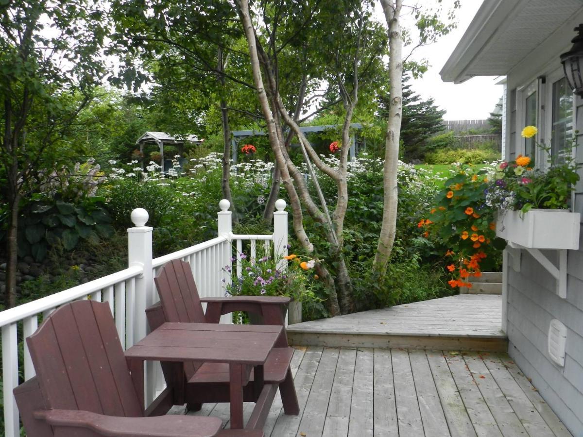 Abbie'S Garden Bed & Breakfast Grand Bank Bagian luar foto